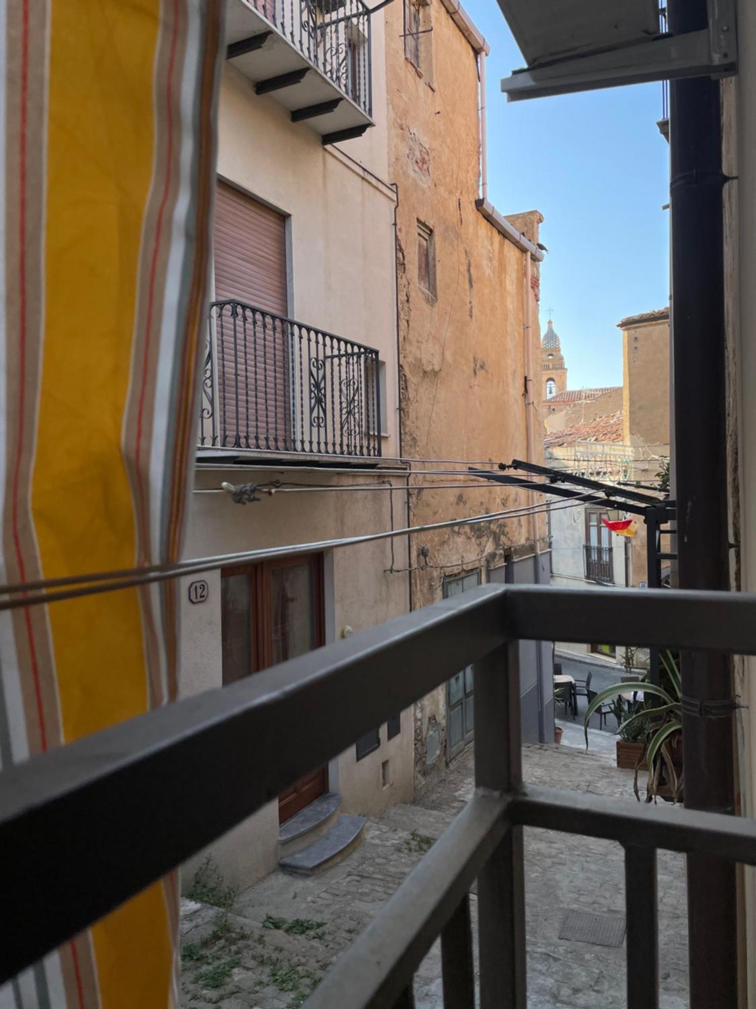Appartamento La Casa Nel Cortile Castelbuono  Esterno foto