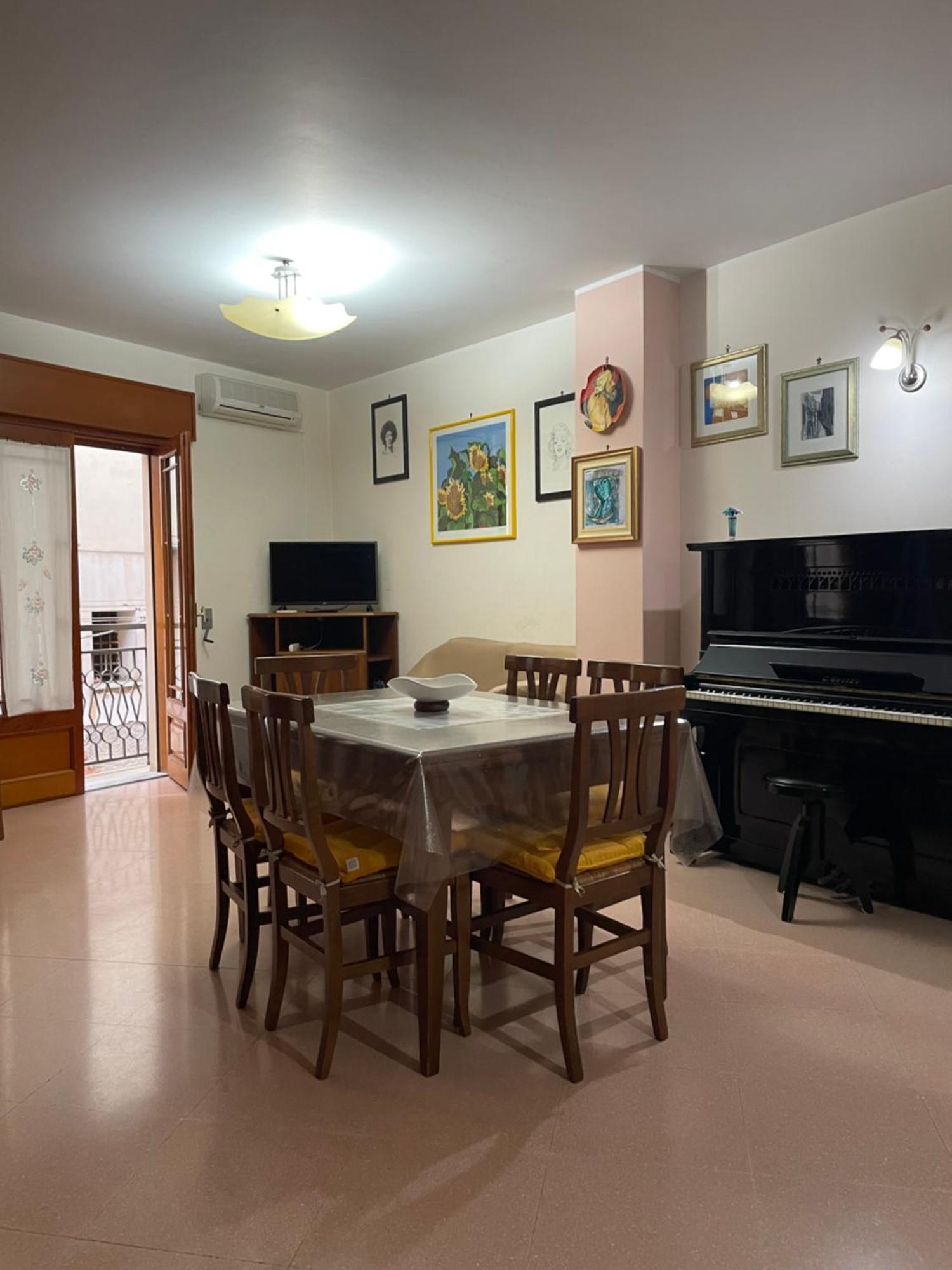 Appartamento La Casa Nel Cortile Castelbuono  Esterno foto